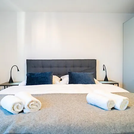 Gajeta By Belmont Realty